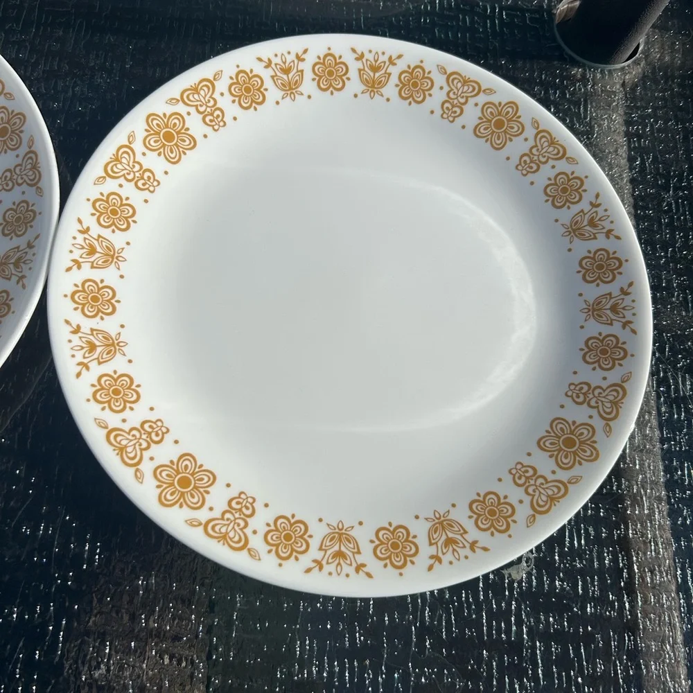 Vintage Corelle BUTTERFLY GOLD 10” Dinner Plates - Set of 4
